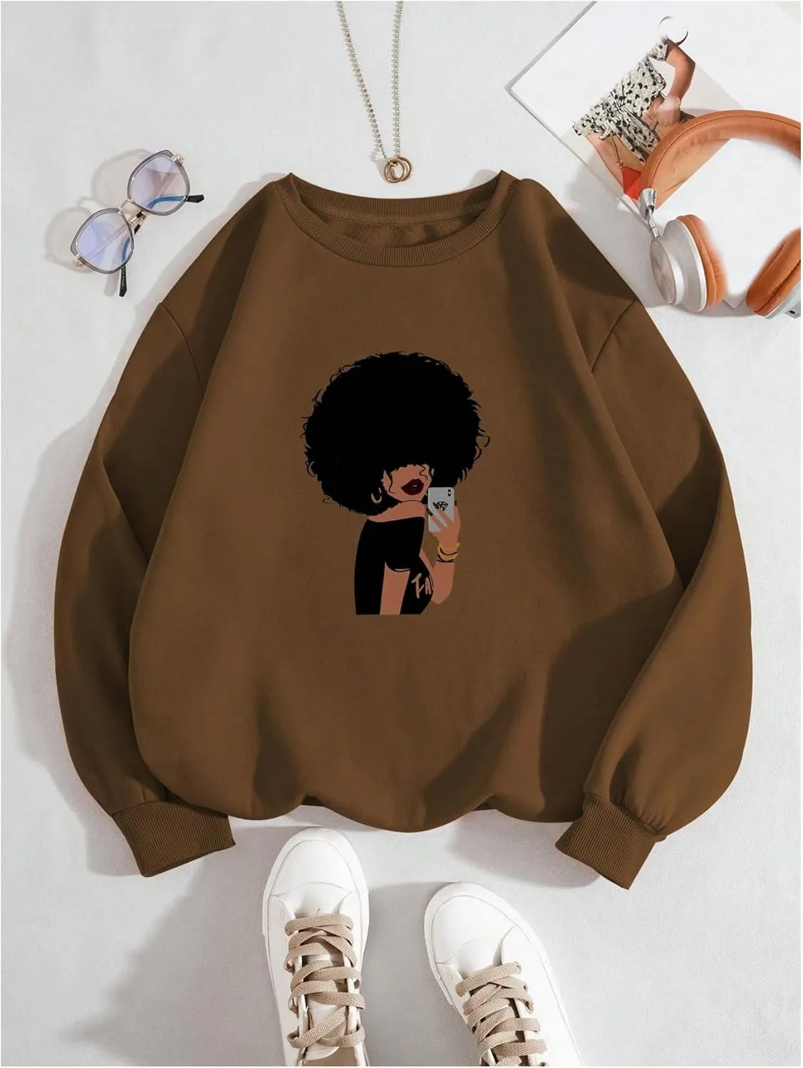 WDIRARA Women's Figure Graphic Sweatshirt Crewneck Long Sleeve Pullovers Top